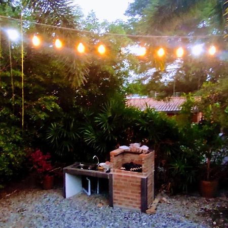Daisy'S 2 Bedroom Family Home For Up To 5 Guests With Garden & Bbq Koh Samet Esterno foto