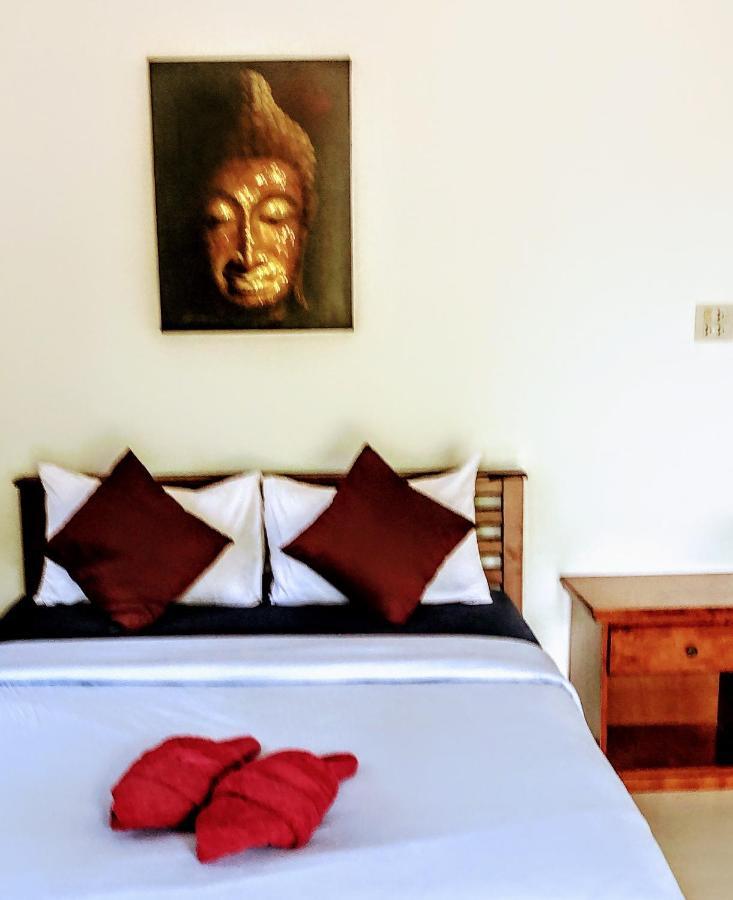 Daisy'S 2 Bedroom Family Home For Up To 5 Guests With Garden & Bbq Koh Samet Esterno foto