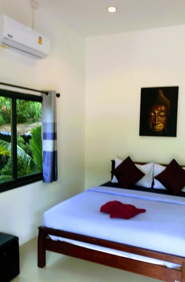 Daisy'S 2 Bedroom Family Home For Up To 5 Guests With Garden & Bbq Koh Samet Esterno foto