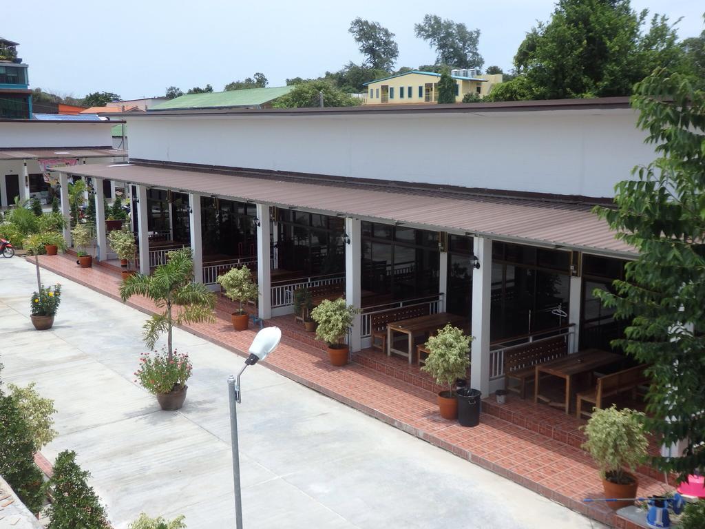 Daisy'S 2 Bedroom Family Home For Up To 5 Guests With Garden & Bbq Koh Samet Camera foto